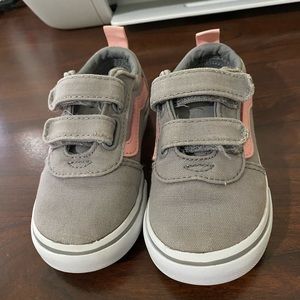 Girls’ Vans Toddler Ward Velcro Skate Shoes